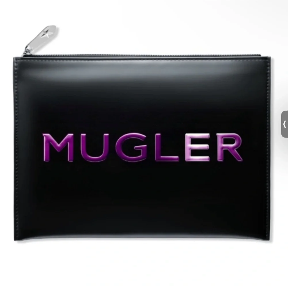 ❤️❤️ Mugler Black Cosmetic bag. Limited edition❤️❤️ new